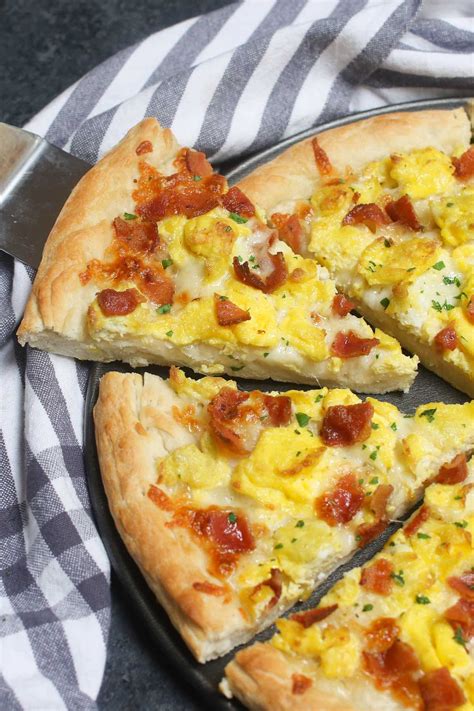 How many carbs are in sausage, egg, and cheese breakfast pizza - calories, carbs, nutrition