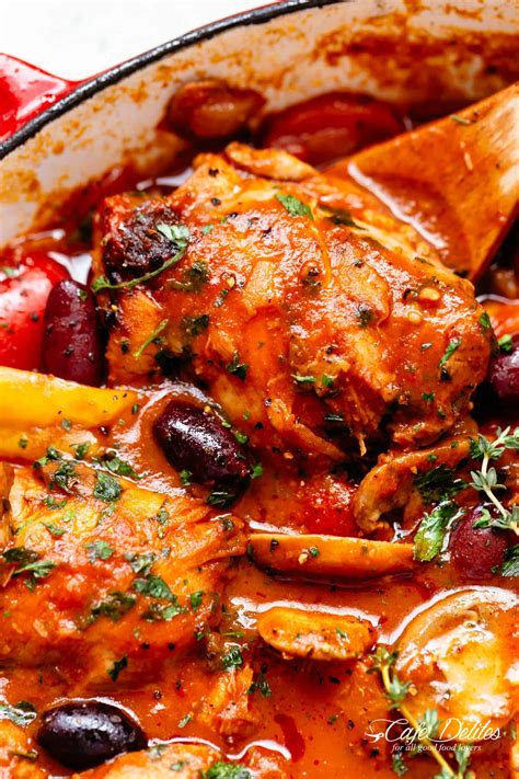 How many carbs are in saute chicken cacciatore - calories, carbs, nutrition