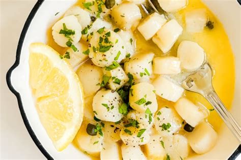 How many carbs are in sauteed bay scallops - calories, carbs, nutrition