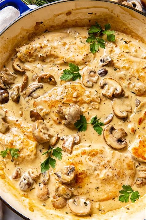 How many carbs are in sauteed chicken with mushroom sage cream sauce - calories, carbs, nutrition