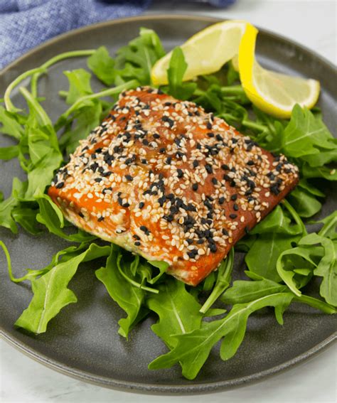 How many carbs are in sesame crusted salmon filet - calories, carbs, nutrition