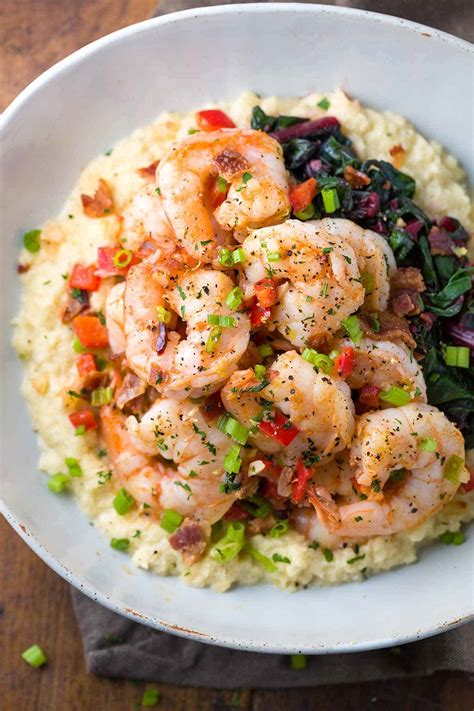 How many carbs are in shrimp and grits with sauteed greens and cornbread - calories, carbs, nutrition