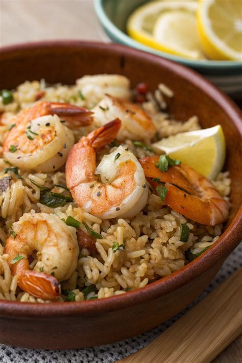 How many carbs are in shrimp pilau, with rice - calories, carbs, nutrition
