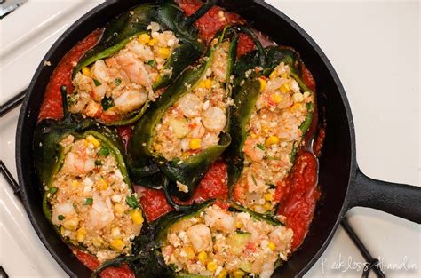 How many carbs are in shrimp quinoa poblano relleno (34423.0) - calories, carbs, nutrition