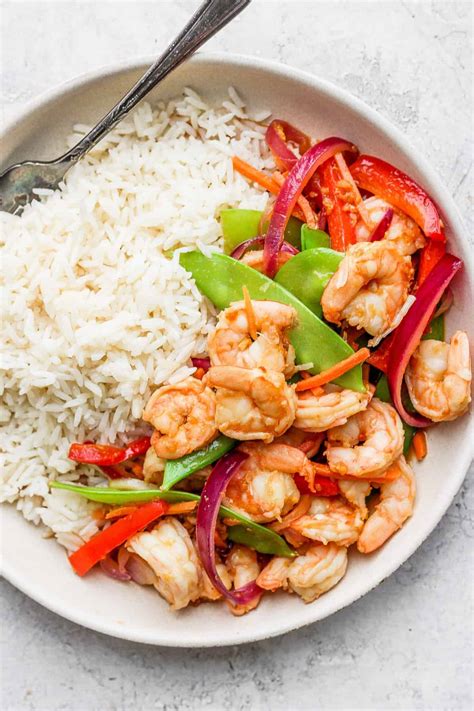 How many carbs are in shrimp vegetable stir-fry withbrown rice - calories, carbs, nutrition