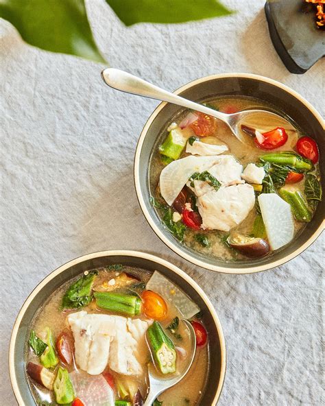 How many carbs are in sinigang fish soup - calories, carbs, nutrition