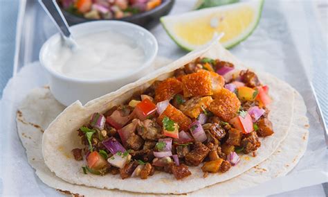 How many carbs are in sisig tacos pork 2 ea - calories, carbs, nutrition