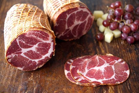 How many carbs are in sliced hot capocollo (48144.18) - calories, carbs, nutrition