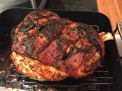 How many carbs are in slow cook roast shoulder of pork served with salad wrap - calories, carbs, nutrition