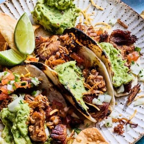 How many carbs are in slow roasted pork carnitas (36043.0) - calories, carbs, nutrition