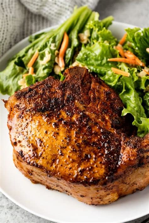 How many carbs are in smoked pork chop - calories, carbs, nutrition