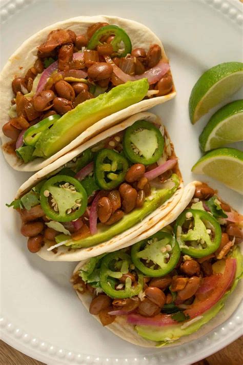 How many carbs are in soft spicy two-bean tacos (3 each) - calories, carbs, nutrition