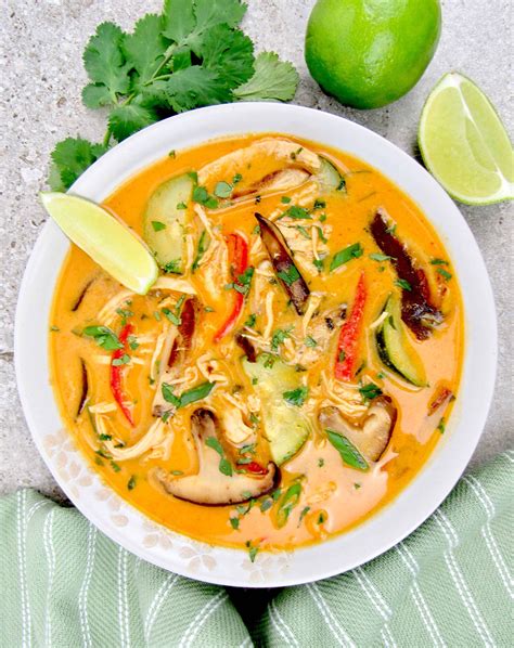 How many carbs are in soup chicken coconut curry 8 oz - calories, carbs, nutrition