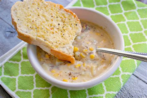 How many carbs are in soup chicken corn chowder frz 12 oz - calories, carbs, nutrition