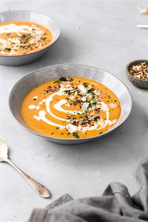 How many carbs are in soup curried butternut squash 12 oz - calories, carbs, nutrition