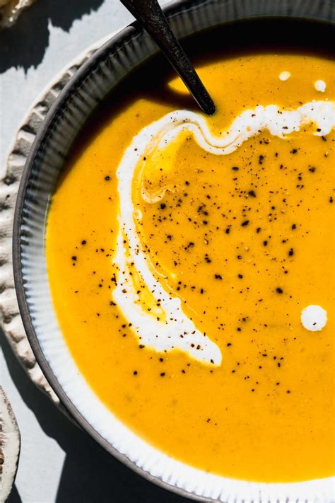How many carbs are in soup curried butternut squash 6 oz - calories, carbs, nutrition