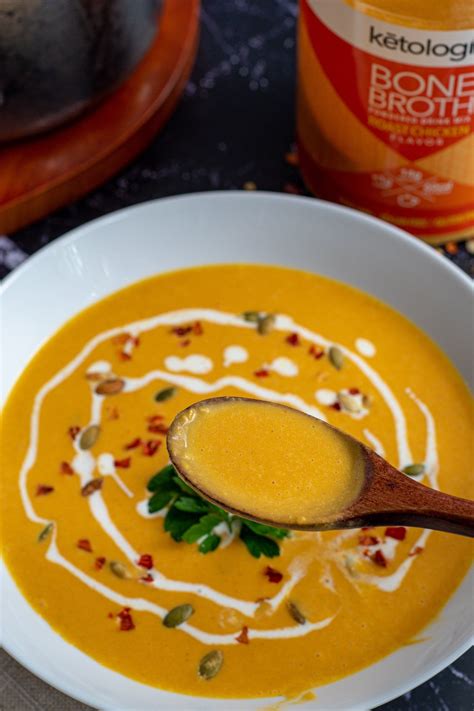 How many carbs are in soup pumpkin bisque reduced fat 8 oz - calories, carbs, nutrition