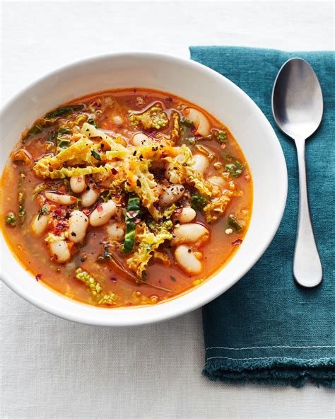 How many carbs are in soup white bean cabbage & sausage 16 oz - calories, carbs, nutrition