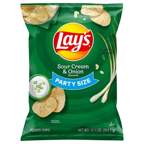 How many carbs are in sour cream and onion potato chips (20 chips) - calories, carbs, nutrition