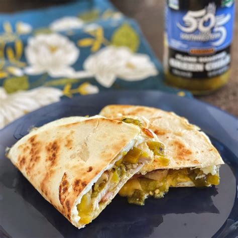 How many carbs are in southwest breakfast quesadilla - calories, carbs, nutrition