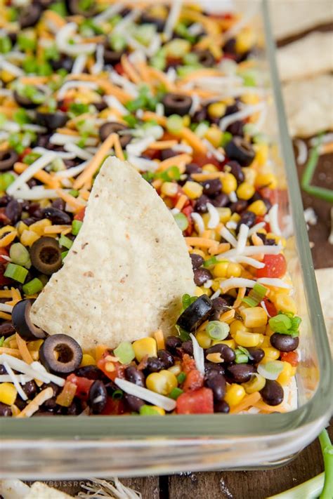 How many carbs are in southwestern seven layer dip - calories, carbs, nutrition