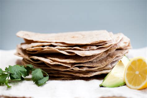 How many carbs are in spelt tortilla - calories, carbs, nutrition