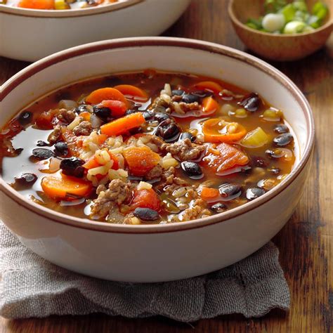 How many carbs are in spicy black bean and rice soup - calories, carbs, nutrition