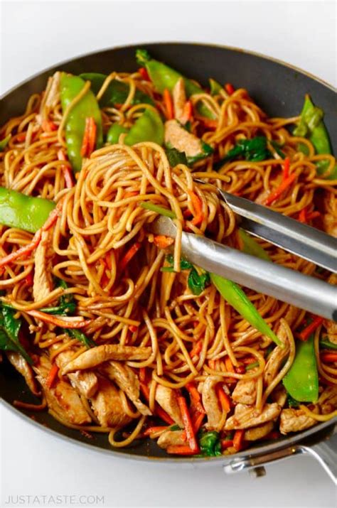 How many carbs are in spicy chicken lo mein - calories, carbs, nutrition