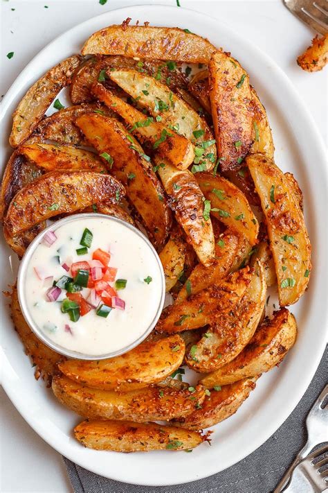 How many carbs are in spicy potato wedges - calories, carbs, nutrition