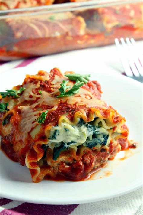 How many carbs are in spinach lasagna rolls - calories, carbs, nutrition