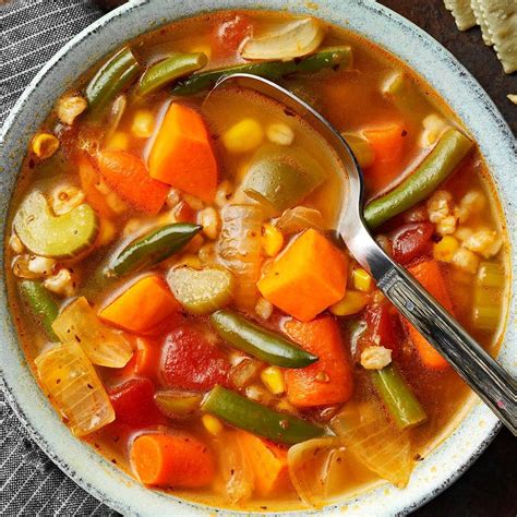 How many carbs are in spring chicken barley soup (mindful) - calories, carbs, nutrition