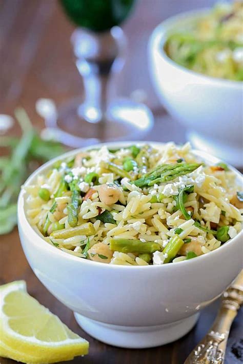 How many carbs are in spring orzo salad - calories, carbs, nutrition