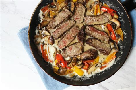 How many carbs are in steak and asiago (68837.38) - calories, carbs, nutrition