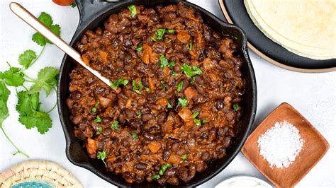 How many carbs are in stew black bean mexican 6 oz ladle - calories, carbs, nutrition
