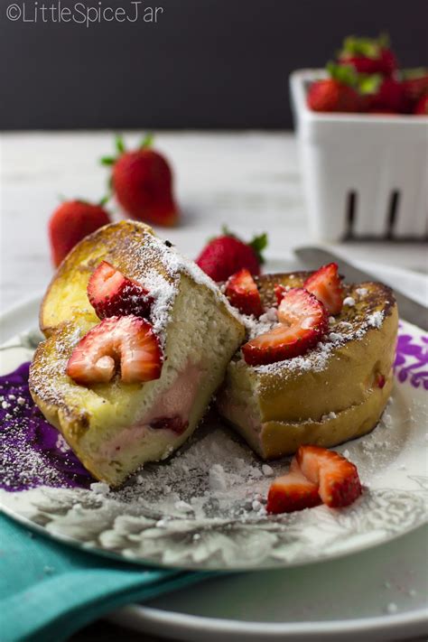 How many carbs are in strawberry and cream cheese stuffed french toast - calories, carbs, nutrition