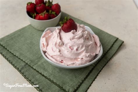 How many carbs are in strawberry cream cheese frosting - calories, carbs, nutrition