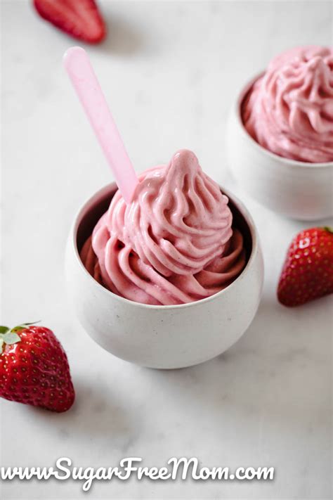 How many carbs are in strawberry supreme frozen yogurt - calories, carbs, nutrition
