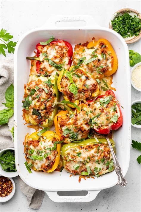 How many carbs are in stuffed peppers with seasoned turkey and rice - calories, carbs, nutrition