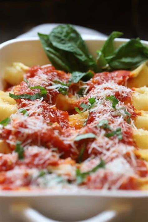 How many carbs are in stuffed shells with house marinara - calories, carbs, nutrition