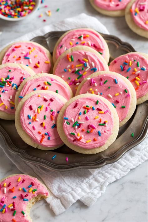 How many carbs are in sugar cookies (to go) - calories, carbs, nutrition