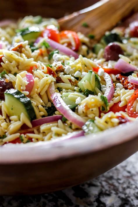 How many carbs are in summer tomato and orzo salad - calories, carbs, nutrition