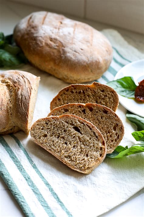 How many carbs are in sun-dried tomato bread - calories, carbs, nutrition