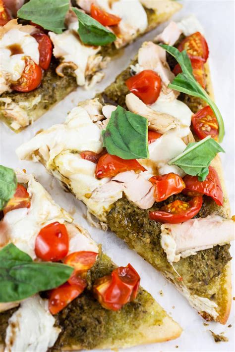 How many carbs are in sundried tomato pesto chicken flatbread - calories, carbs, nutrition