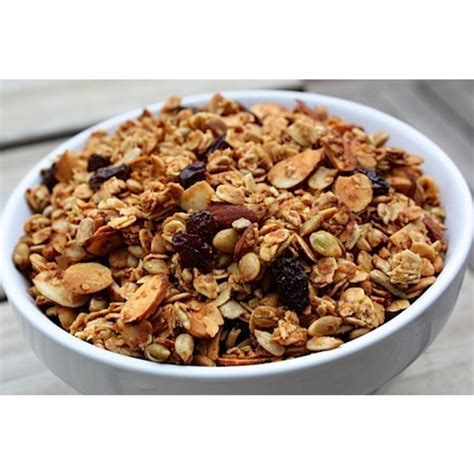 How many carbs are in super nutty granola - calories, carbs, nutrition