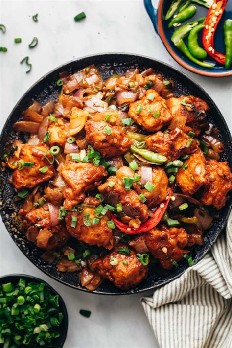 How many carbs are in sweet chilli chicken with cucumber and baby leaf on multiseed bread - calories, carbs, nutrition