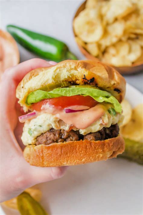 How many carbs are in texas jalapeno popper burger 5oz - calories, carbs, nutrition