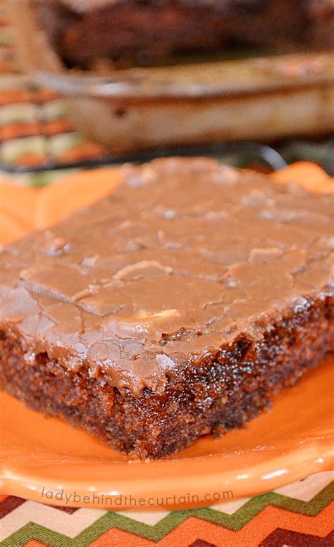 How many carbs are in texas sheet cake - calories, carbs, nutrition