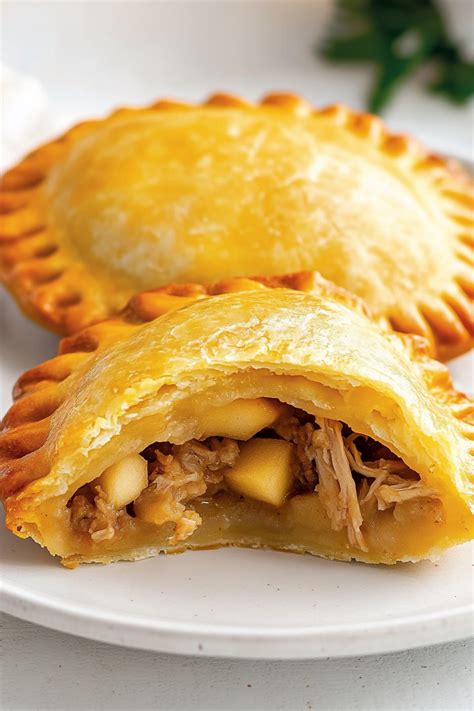 How many carbs are in thab empanada pulled pork 1 ea - calories, carbs, nutrition