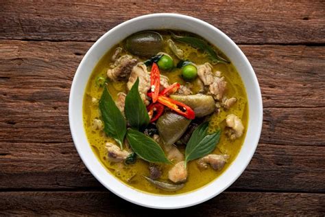 How many carbs are in thai green curry halal - calories, carbs, nutrition