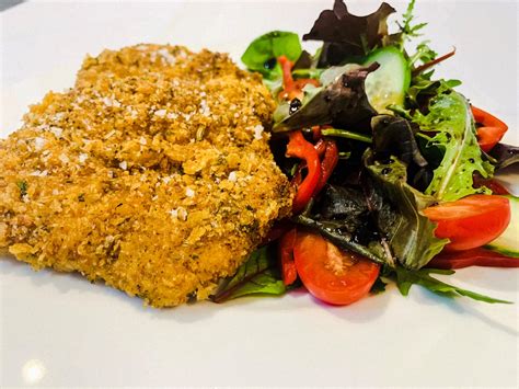 How many carbs are in thai pork escalope with lime & coriander bulgur wheat & steamed bok choi - calories, carbs, nutrition